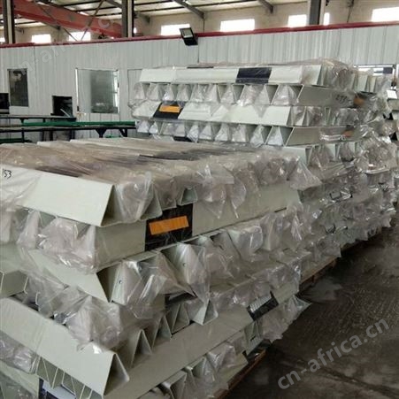 玻璃钢柱式轮廓桩 隧道反光轮廓标 三角百米桩夜间诱导桩