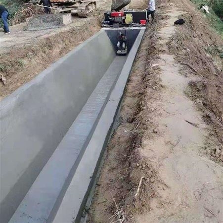 全自动成型机 防渗梯型滑模机 排水沟U型水渠衬砌机