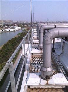 上海南汇区圆形冷却塔新菱布水器更换
