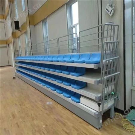 华丽体育低背室内室外看台座椅 篮球体育场馆中空吹塑椅活动座椅
