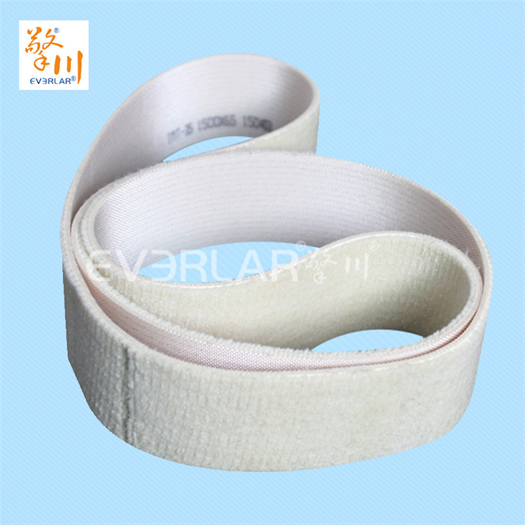 选用毛毡输送带的原因