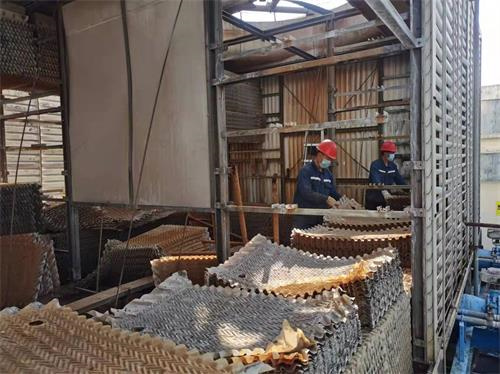 冷却塔一定要定期清洗 一定要看(荏原冷却塔清洗流程视频)